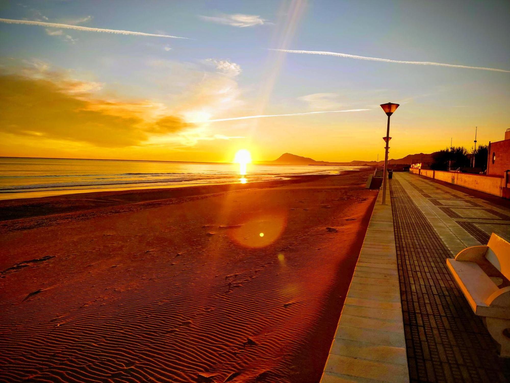 Apto con Vistas al Mar Playa de Piles Exterior foto